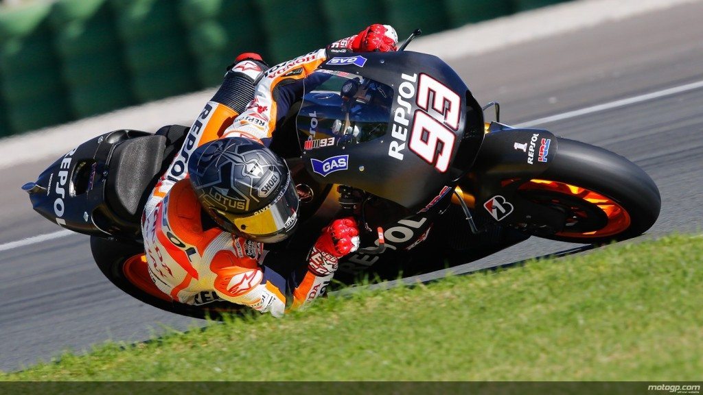 Marc Marquez Avoids Disaster at Valencia Testing - My Life at Speed