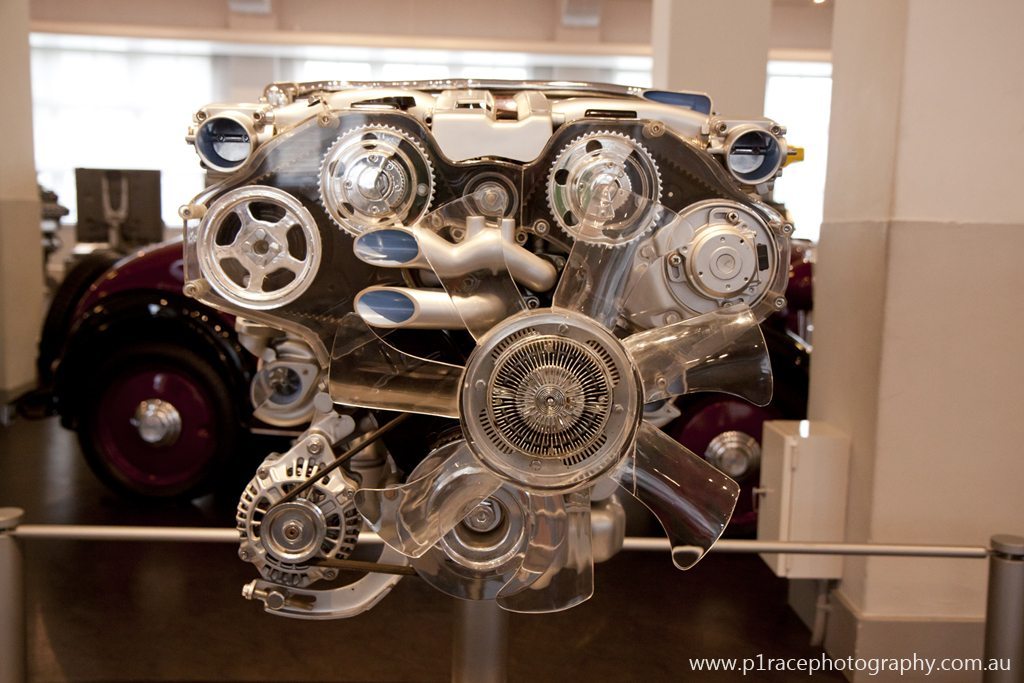 Nissan Engine Museum - 300ZX VG30DET - Front-on shot 5