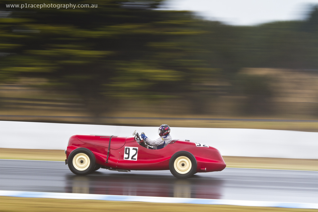 Phillip Island Classic 2014 - Friday - Frank Robinson - 1939 Ford Milthorpe Special - Turn 9 entry - profile pan 4