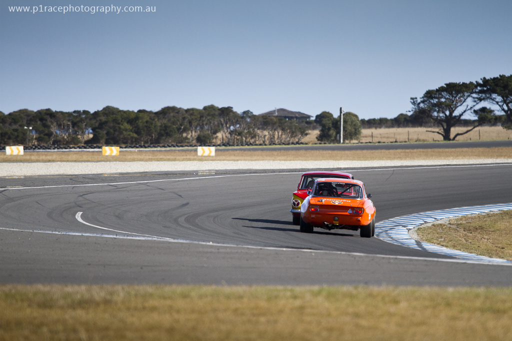Phillip Island Classic 2014 - Sunday - Roz Shaw - 1971 Alfa Romeo GTAM Jagermeister - Turn 1 apex - rear shot 1
