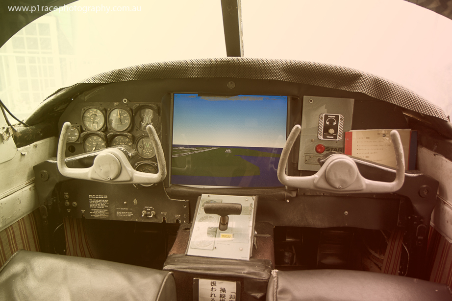 Kyushu jidousha rekishikan - Plane interior - Flight simulator 1