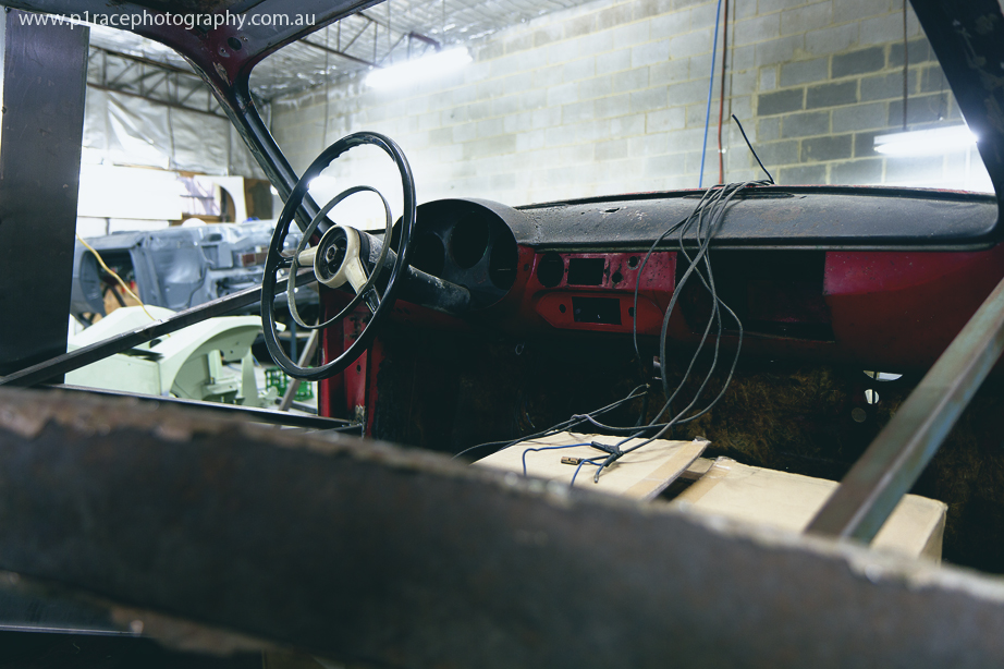 HVR shop visit May 2014 - Body shop - Alfa Romeo GTV - Interior shot 4
