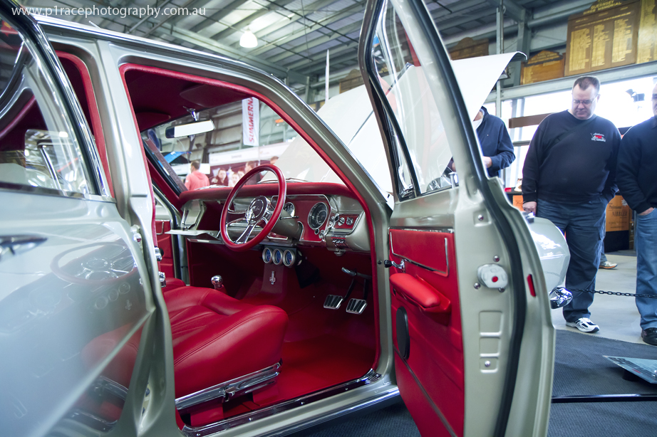 MotorEx 2014 - HR Premier Holden sedan - Interior shot 2