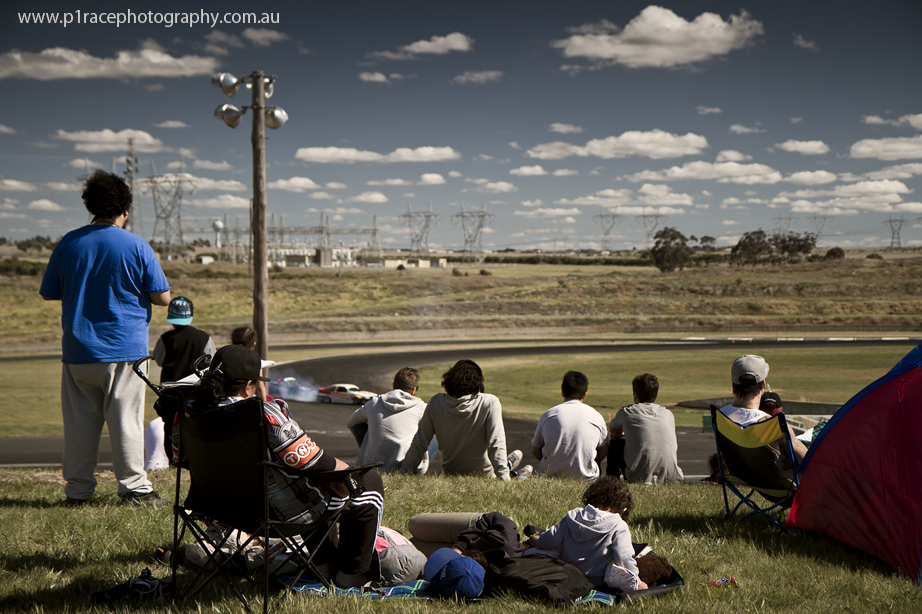 VicDrift 2014 - Round 5 - Family watching Matt Russell - AE86 Toyota Corolla Levin and Purp[le MX-5 1