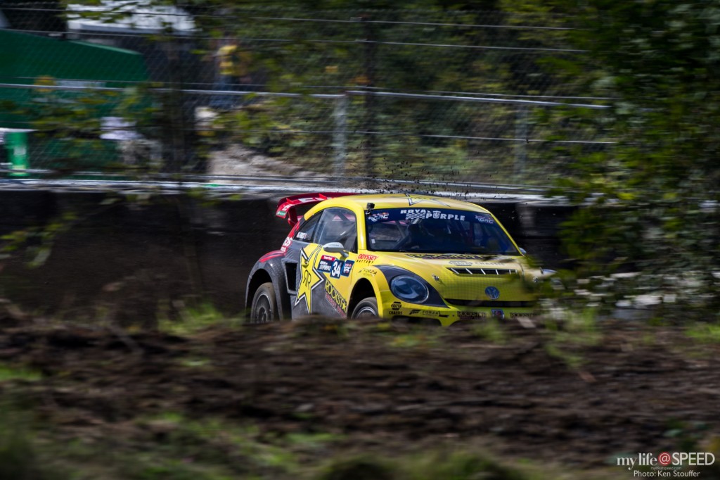 The new Beetle finding its way through the berms and trees of Dirt Fish