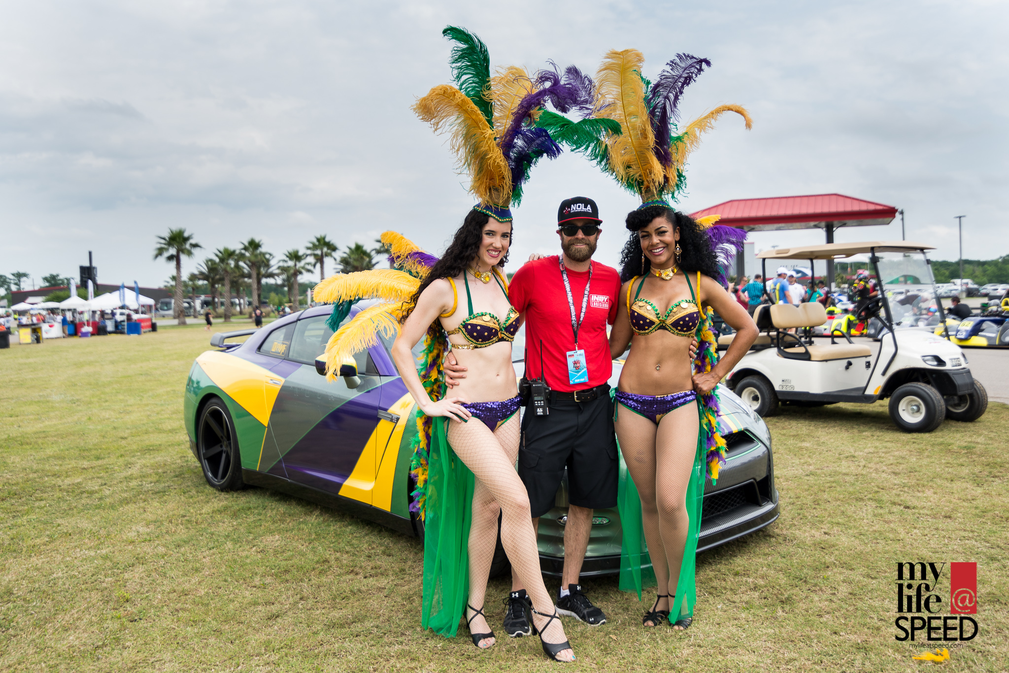 Kevin with the New Orleans version of Grid Girls in front of the other pace car.