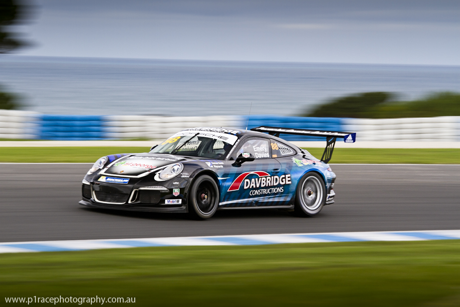 Shannons Nationals 2015 - Round 2 - Phillip Island - Emery - Davies - Carrera Cup - Turn 6 apex - Front three-quarter pan 1