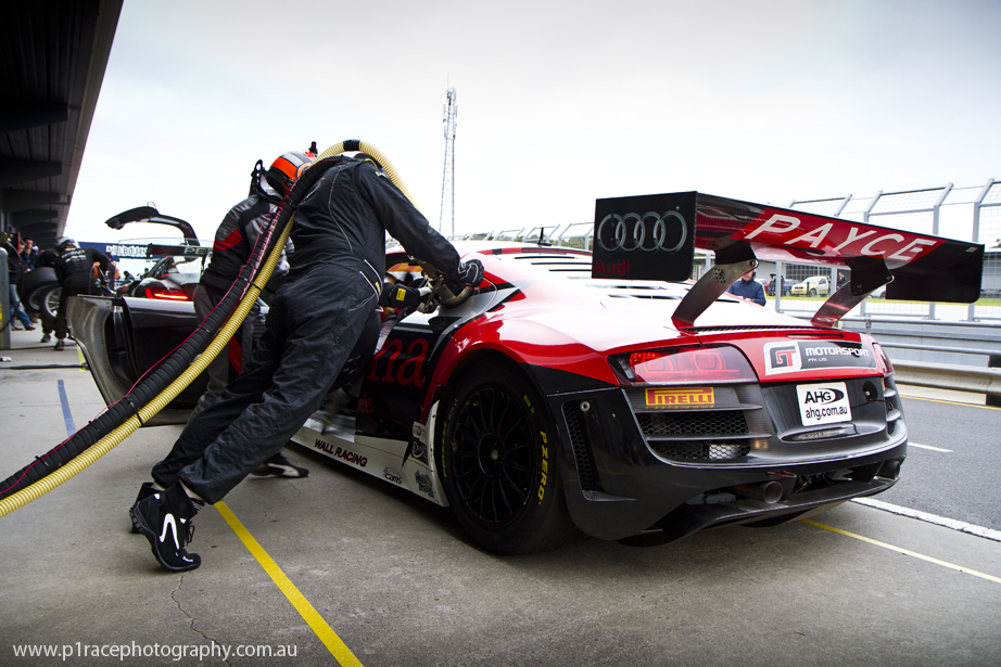 Shannons Nationals 2015 - Round 2 - Phillip Island - Taylor - Mawer - Audi R8 LMS - Pitstop - Rear three-quarter shot 1