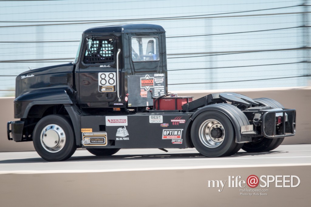 Points leader Mike Morgan in his #88 Mac truck.  P.S. He's looking for a sponsor..