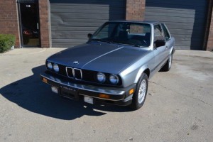 1985 BMW E30 coupe
